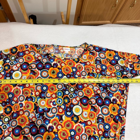 LulaRoe Top Bundle - Picture 10 of 13
